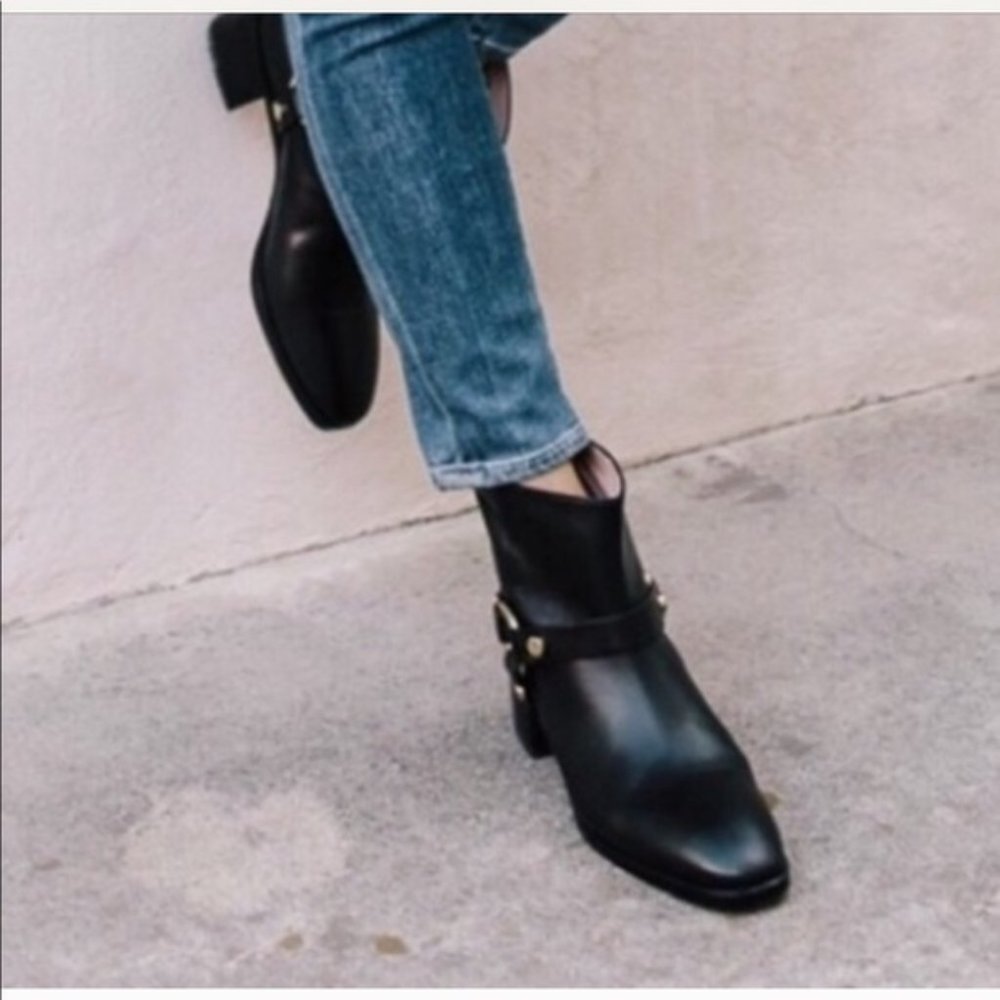 Stuart Weitzman Expert Leather Ankle Boots